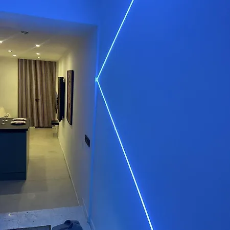 Love Room * Chennevieres-sur-Marne